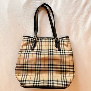 Vintage 90s Authenticated Burberry bucket bag